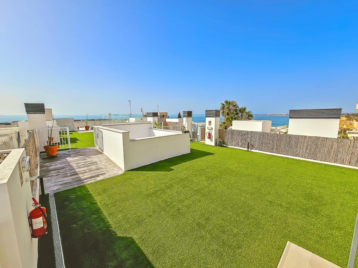Oceanfront Duplex With A Rooftop Pool And Terrace El Puerto de Santa María Exteriör bild